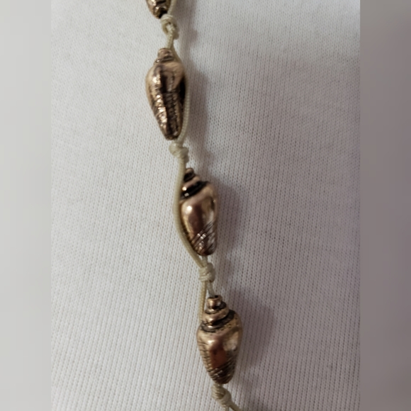 Free people gold seashells necklace - Picture 3 of 7
